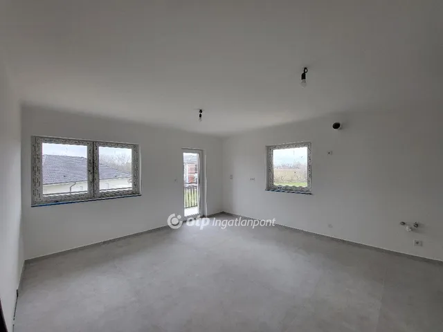 Eladó lakás Szántód 64 nm