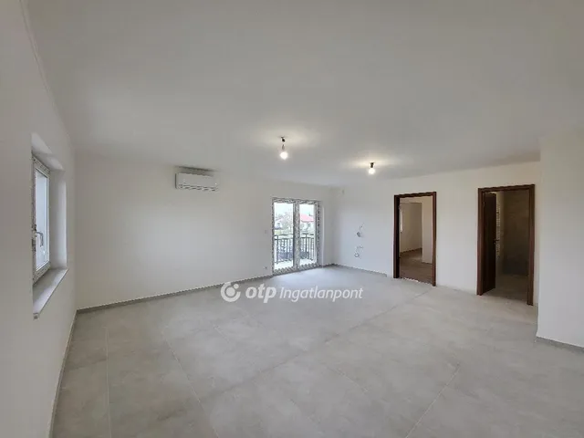 Eladó lakás Szántód 64 nm