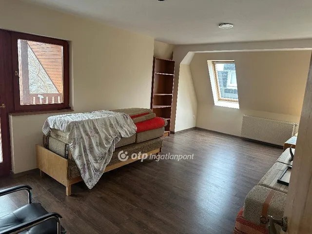 Eladó ház Siófok 420 nm