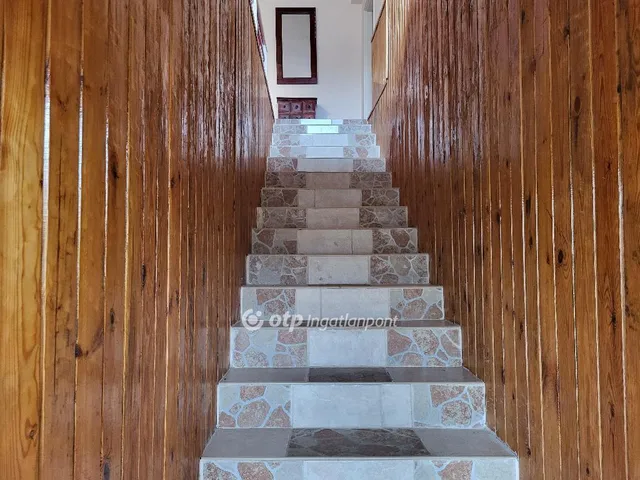 Eladó ház Siófok 221 nm