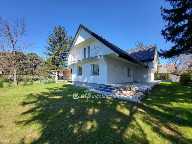 Eladó ház Siófok 217 nm