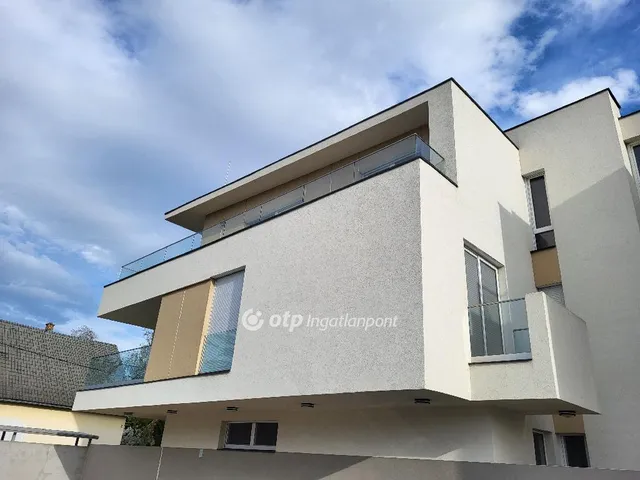 Eladó lakás Balatonlelle 58 nm