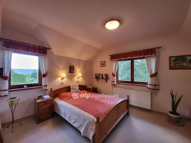 Eladó ház Budakeszi 284 nm