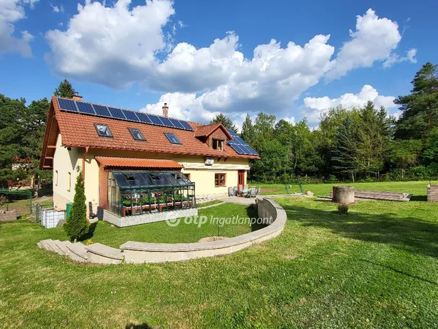 Eladó ház Budakeszi 284 nm