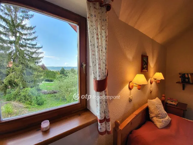 Eladó ház Budakeszi 284 nm