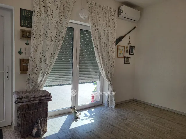 Eladó ház Siófok 42 nm