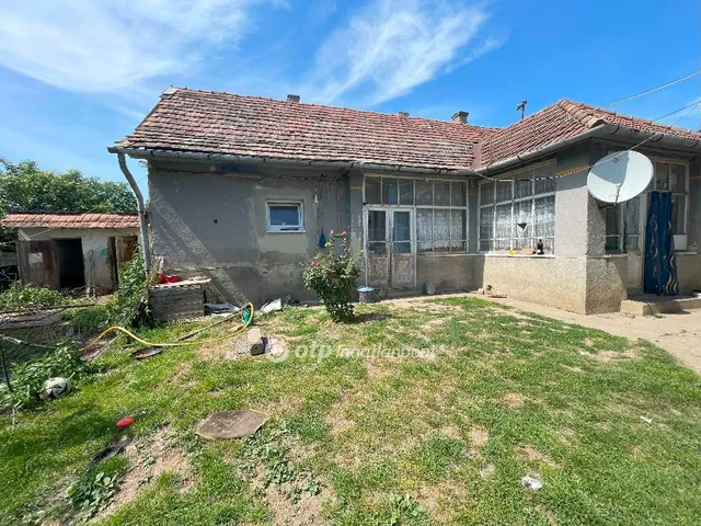 Eladó ház Nagyszokoly 81 nm