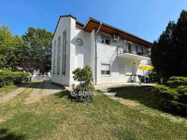 Eladó ház Siófok 287 nm