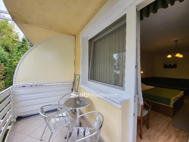 Eladó kereskedelmi és ipari ingatlan Siófok 570 nm