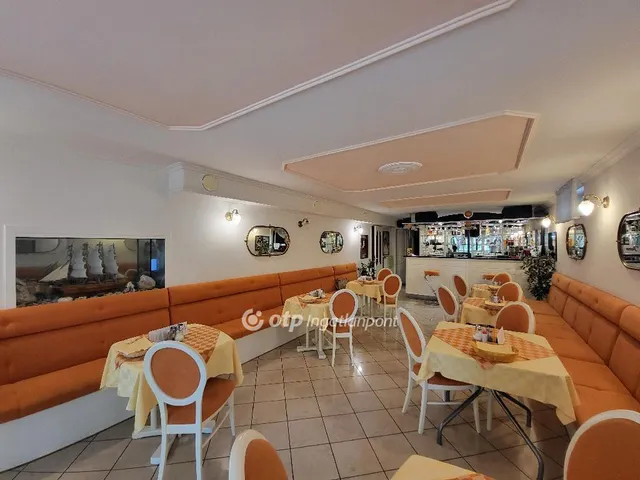 Eladó kereskedelmi és ipari ingatlan Siófok 570 nm