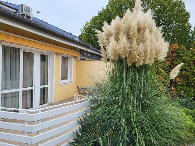 Eladó kereskedelmi és ipari ingatlan Siófok 570 nm