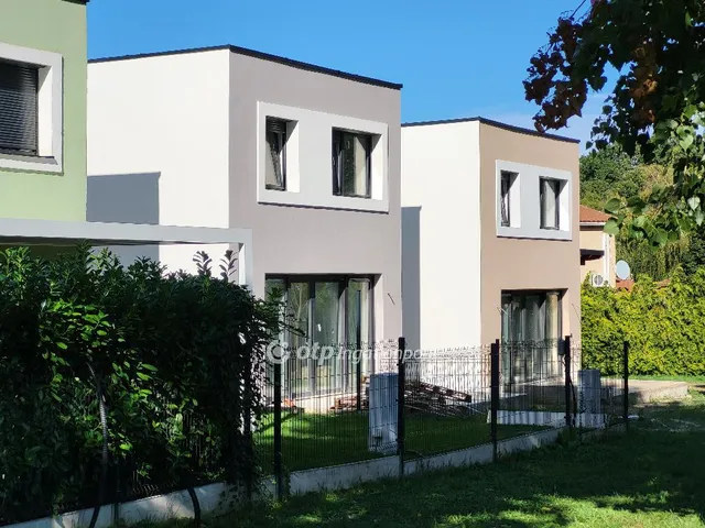 Eladó ház Balatonföldvár 120 nm