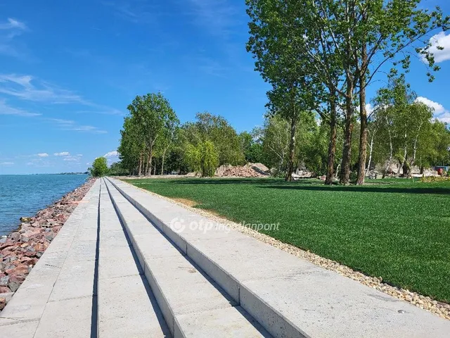 Eladó lakás Balatonszemes 61 nm