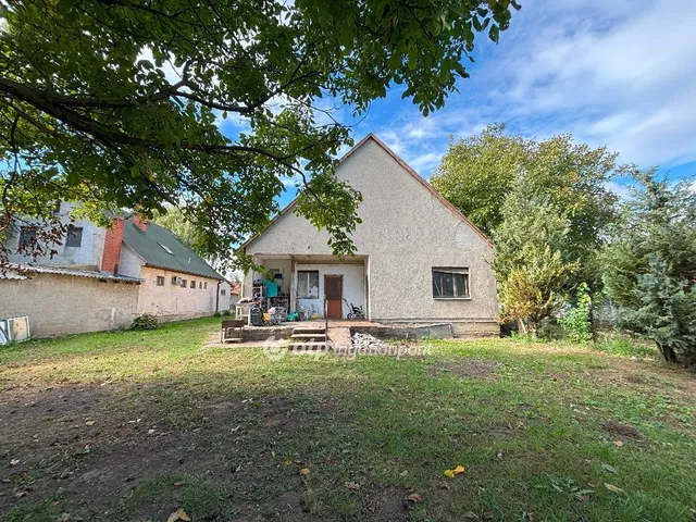 Eladó ház Ádánd 90 nm