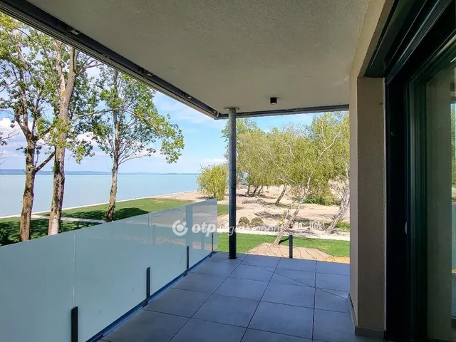 Eladó lakás Balatonszemes 54 nm