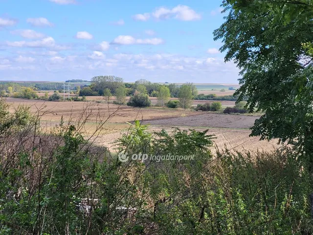 Eladó ház Ádánd 144 nm