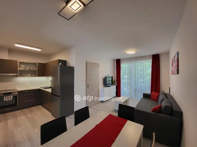 Kiadó lakás Siófok 54 nm