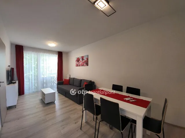 Kiadó lakás Siófok 54 nm