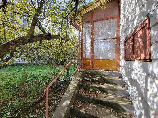 Eladó ház Tab 173 nm