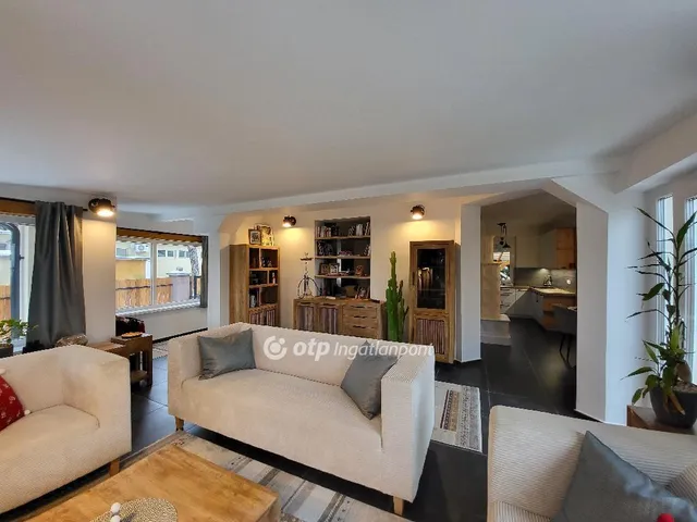 Eladó ház Siófok 121 nm