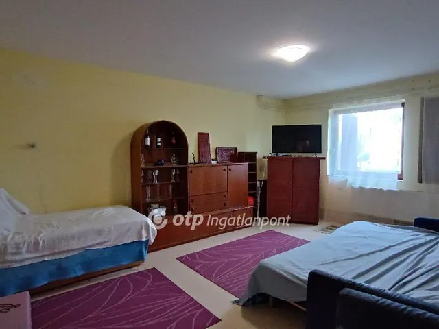 Eladó ház Ádánd 135 nm