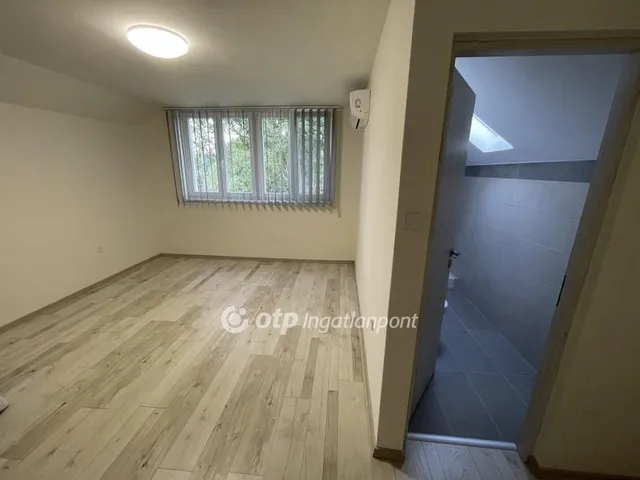 Eladó ház Balatonboglár 400 nm