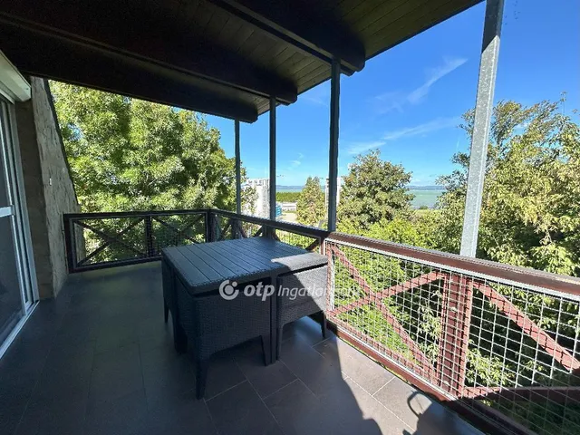 Eladó lakás Balatonőszöd 61 nm