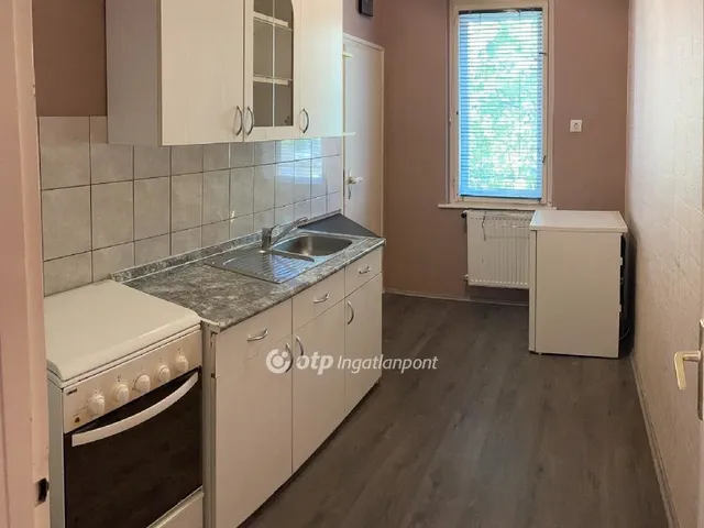 Eladó lakás Kaposvár 36 nm