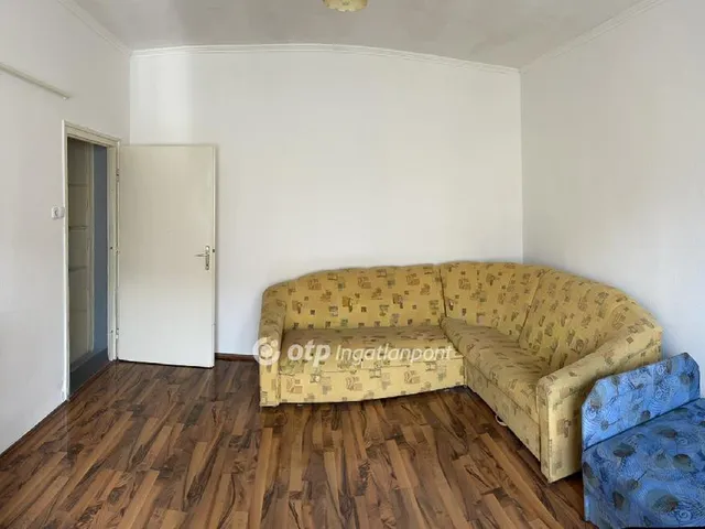 Eladó lakás Kaposvár 36 nm