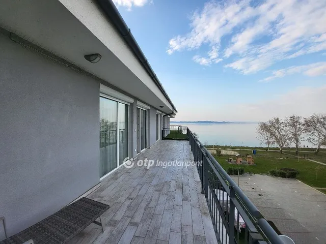 Eladó lakás Siófok 76 nm