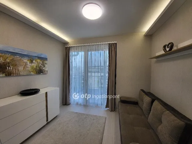 Eladó lakás Siófok 76 nm