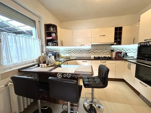 Eladó ház Nágocs 170 nm