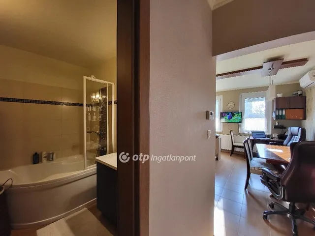 Eladó lakás Siófok 78 nm