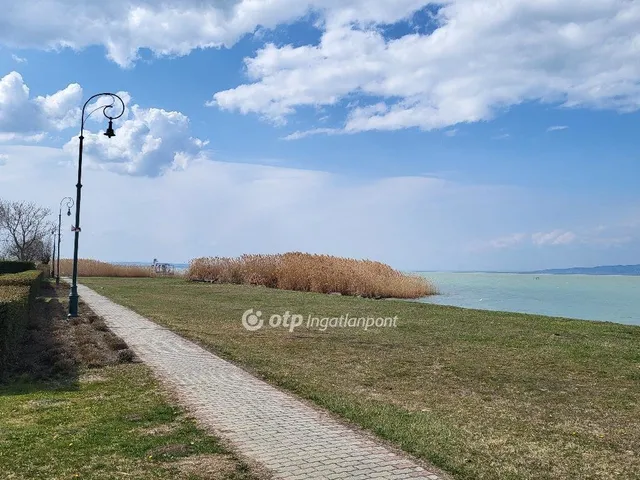 Eladó lakás Fonyód 93 nm