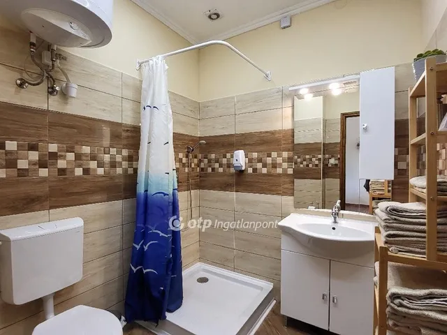 Eladó ház Zamárdi 193 nm