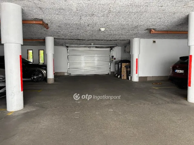 Eladó garázs Siófok 14 nm