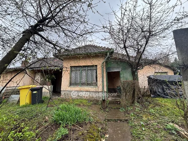 Eladó ház Tab 86 nm