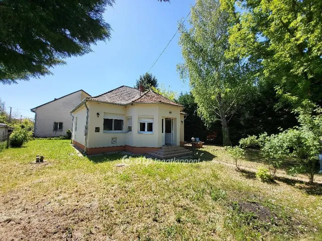 Eladó ház Balatonszemes 82 nm