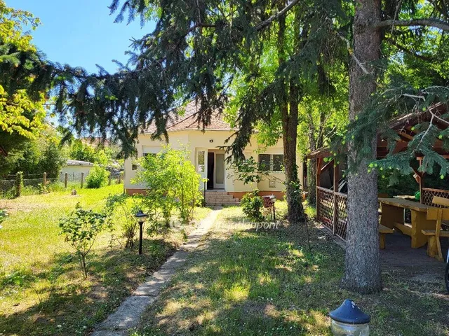 Eladó ház Balatonszemes 82 nm