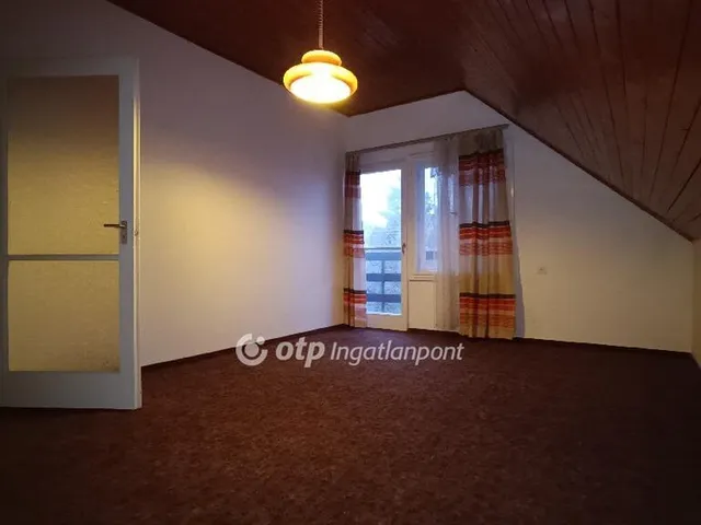Eladó nyaraló Balatonlelle 69 nm