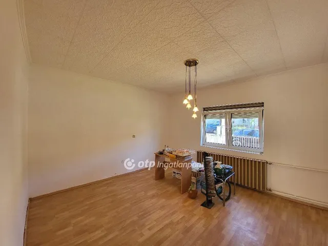 Eladó ház Tamási 98 nm