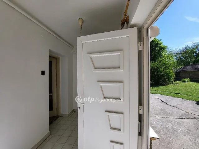 Eladó ház Tamási 98 nm