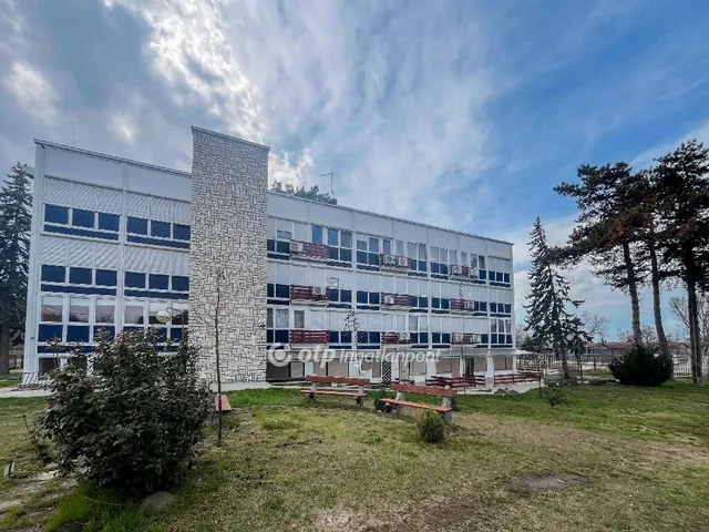 Eladó lakás Siófok 18 nm