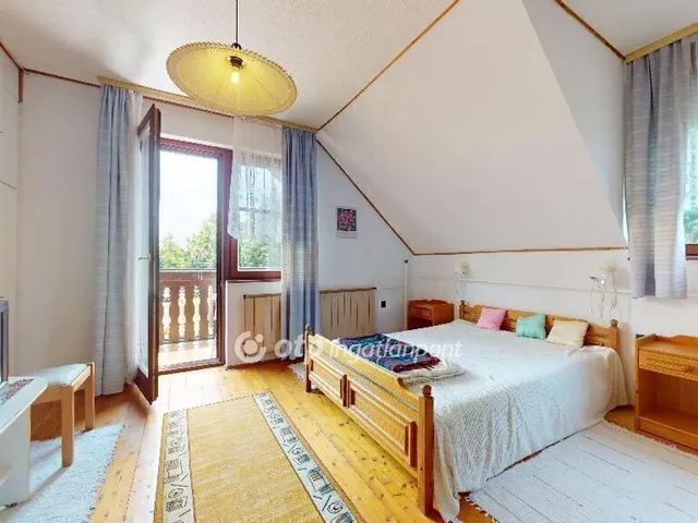 Eladó ház Balatonboglár 250 nm