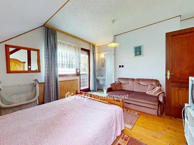 Eladó ház Balatonboglár 250 nm