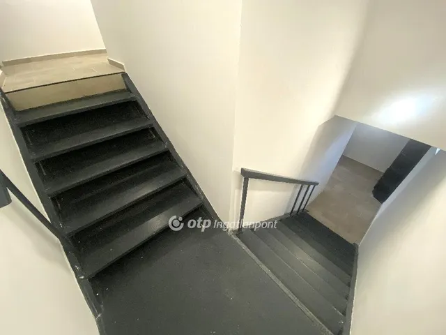 Eladó ház Lulla 380 nm