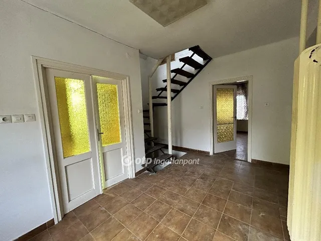 Eladó ház Iregszemcse 187 nm