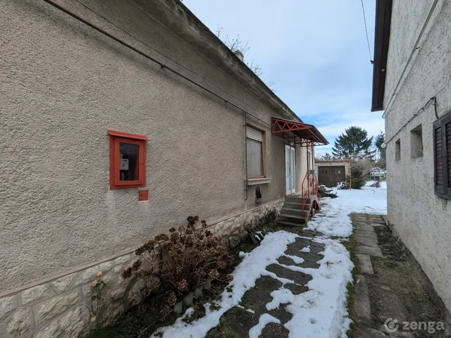 Eladó ház Komárom 72 nm