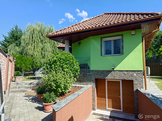 Eladó ház Szigetmonostor, Horány 124 nm