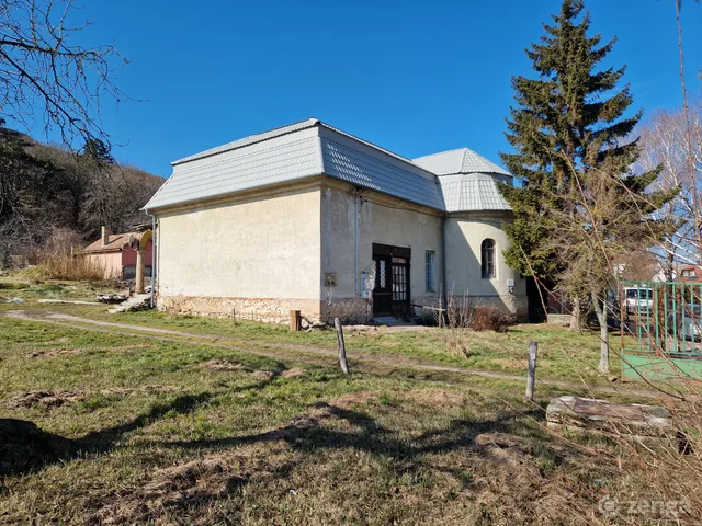 Eladó ház Bodajk, Petőfi utca 87 180 nm